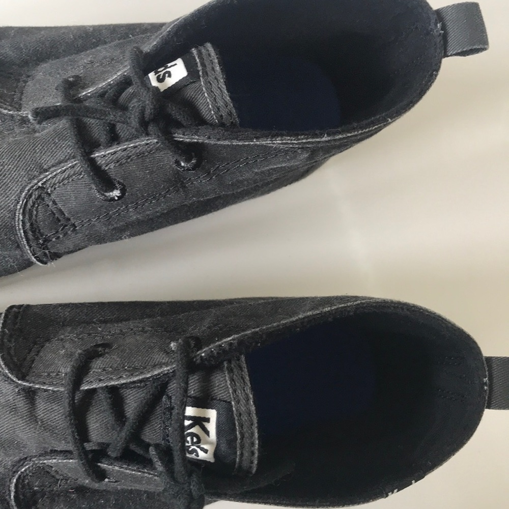 LIKE NEW “KEDS” Gray  Lace-Up Canvas Sneaker - Picture 8 of 8